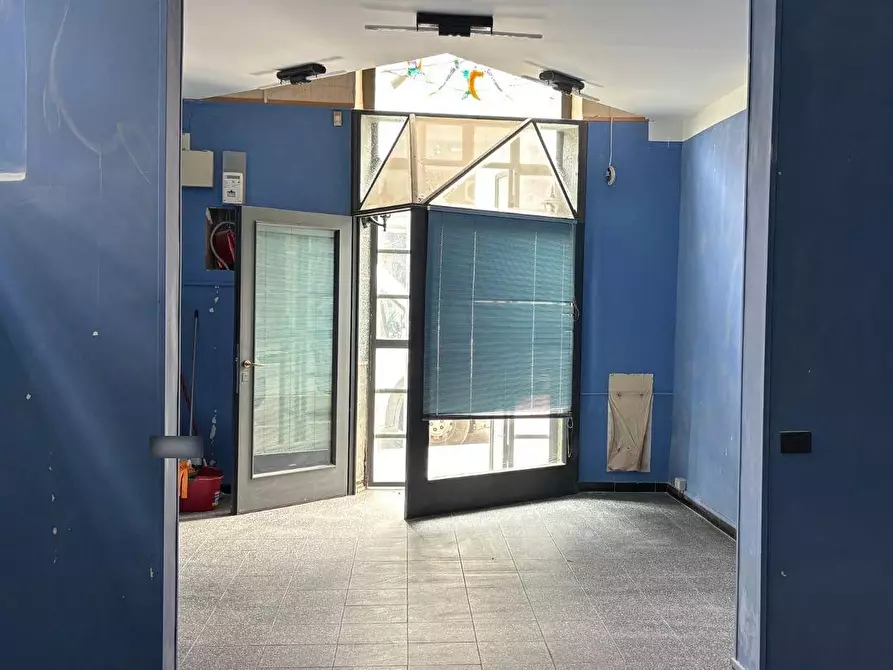 Immagine 5 di Negozio in vendita  a Vasto