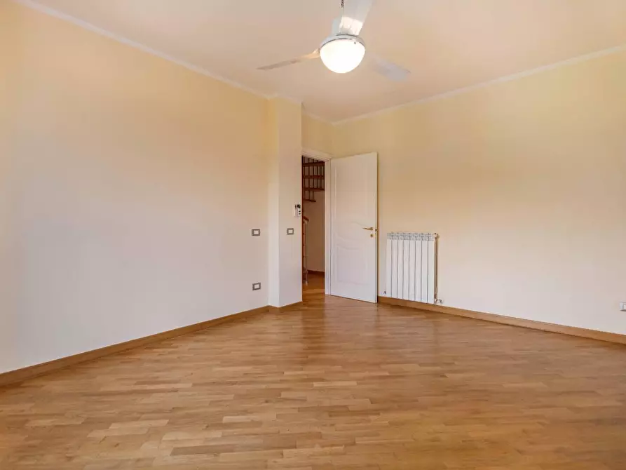 Immagine 12 di Casa bifamiliare in vendita  a San Giuliano Terme