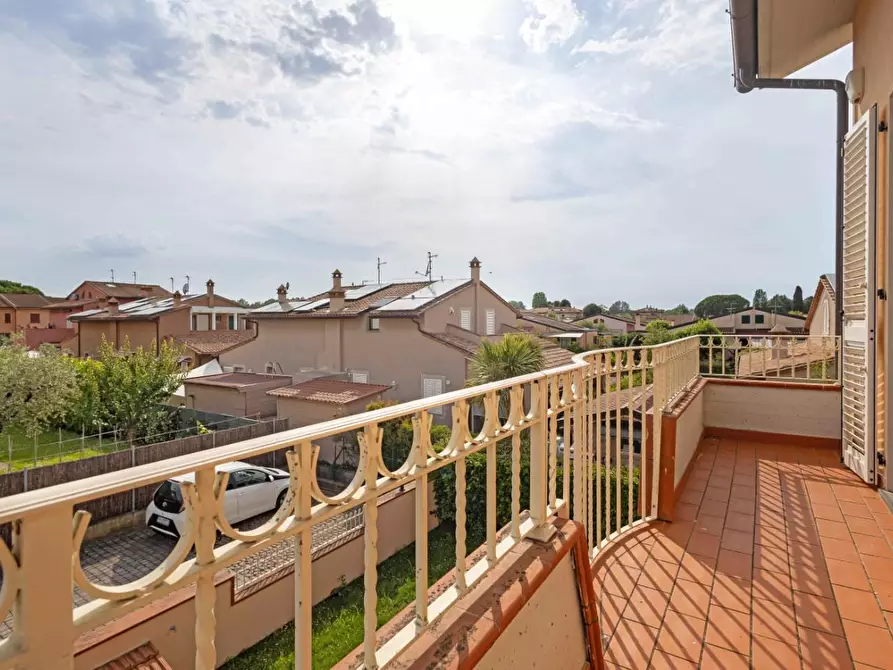 Immagine 20 di Casa bifamiliare in vendita  a San Giuliano Terme