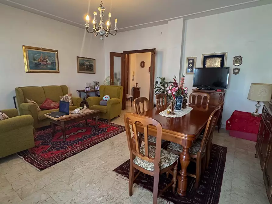 Immagine 2 di Appartamento in vendita  a Pisa
