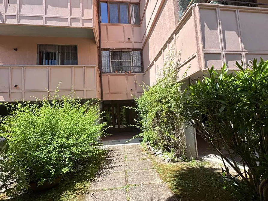 Immagine 23 di Appartamento in vendita  a Pisa