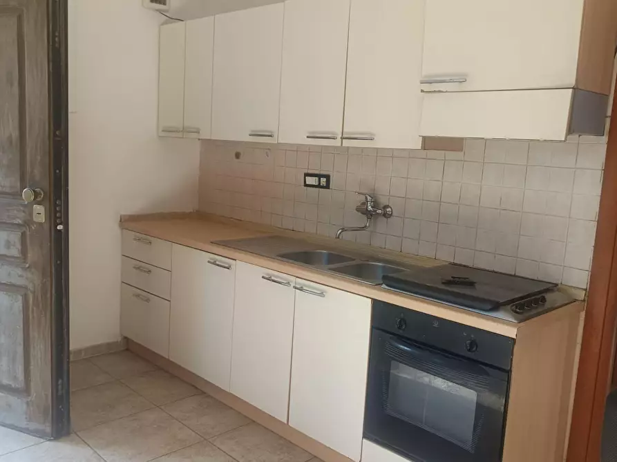Immagine 4 di Appartamento in vendita  a Livorno