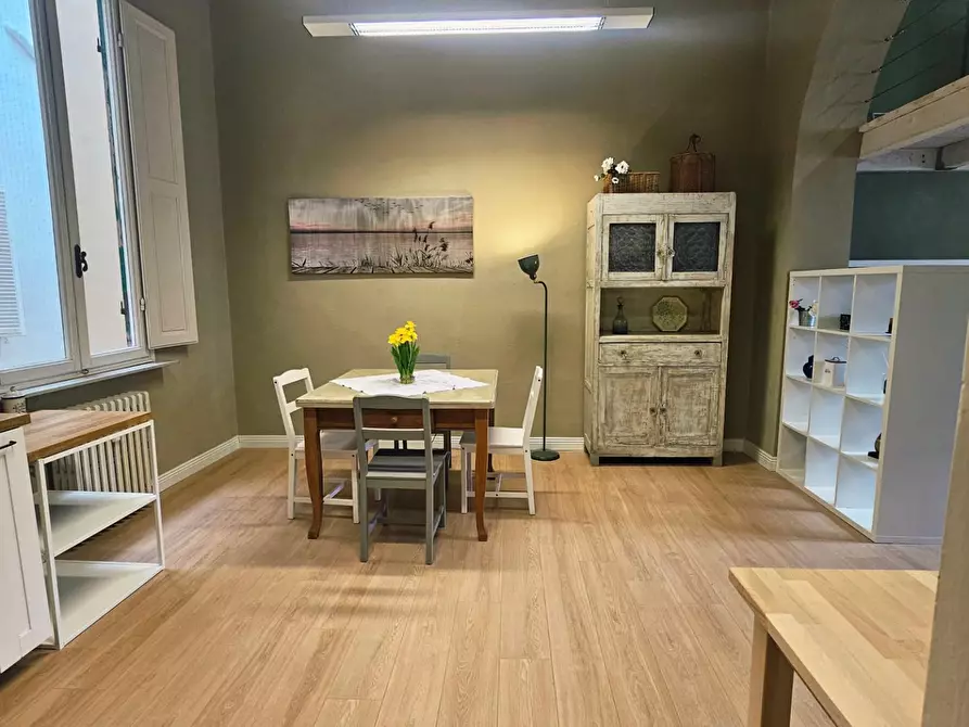 Immagine 2 di Appartamento in vendita  a Livorno