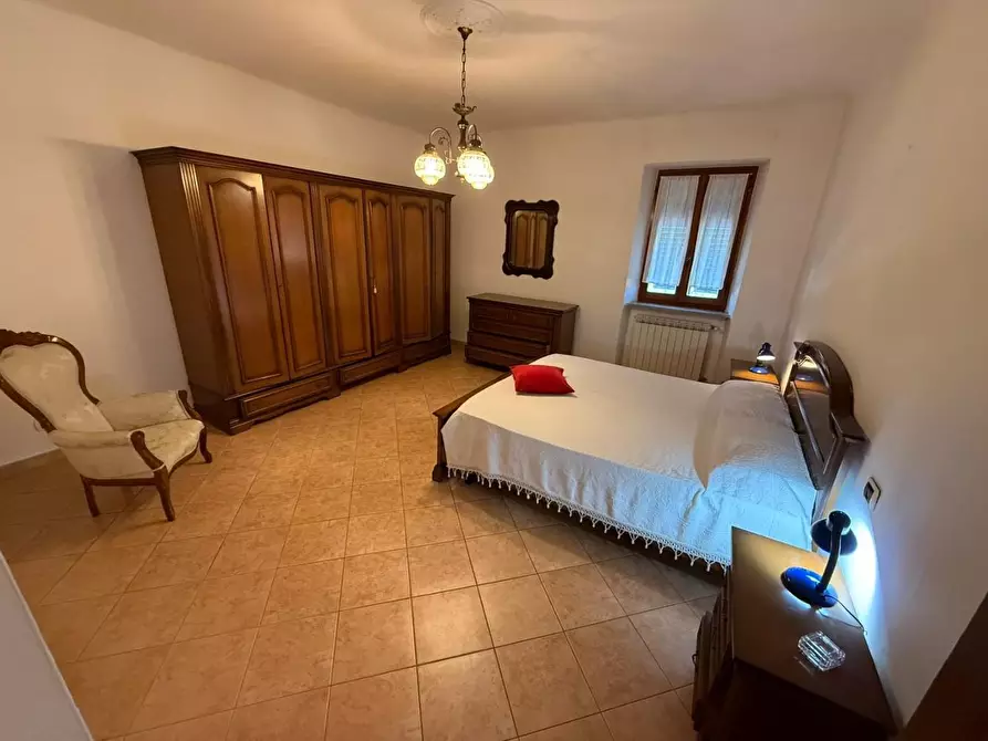 Immagine 9 di Casa trifamiliare in vendita  a Sarzana