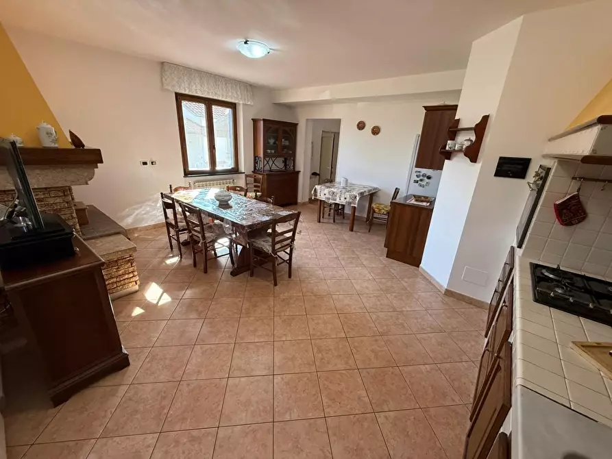 Immagine 6 di Casa trifamiliare in vendita  a Sarzana