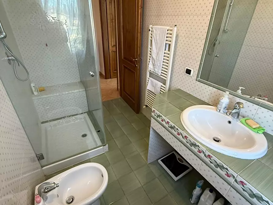 Immagine 12 di Casa trifamiliare in vendita  a Sarzana