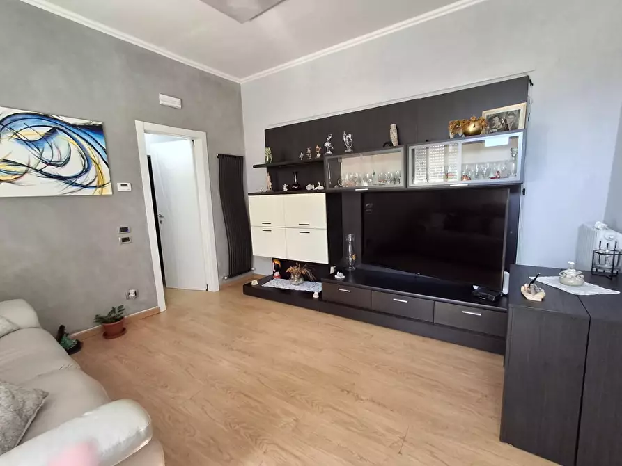 Immagine 2 di Appartamento in vendita  a Empoli