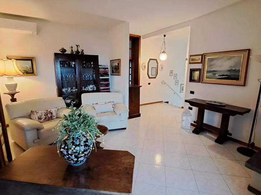 Immagine 13 di Porzione di casa in vendita  a Rosignano Marittimo