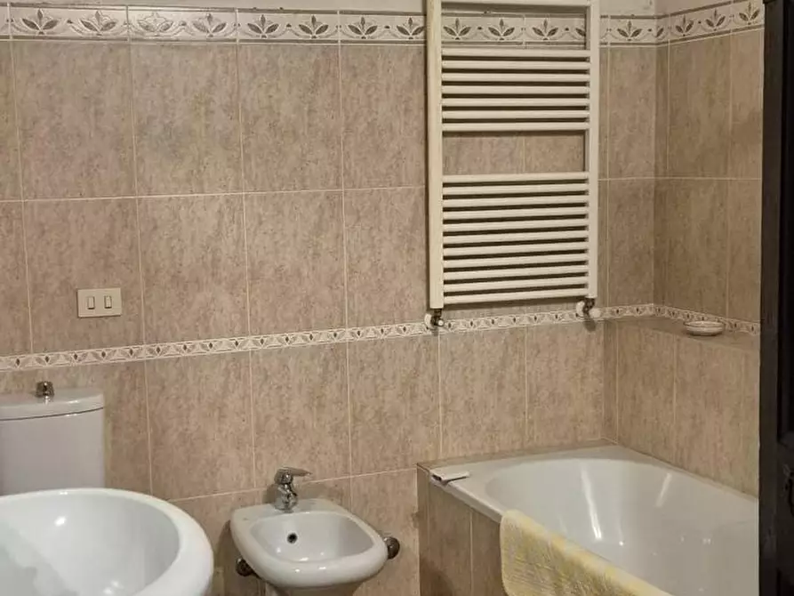 Immagine 4 di Appartamento in vendita  a Cascina