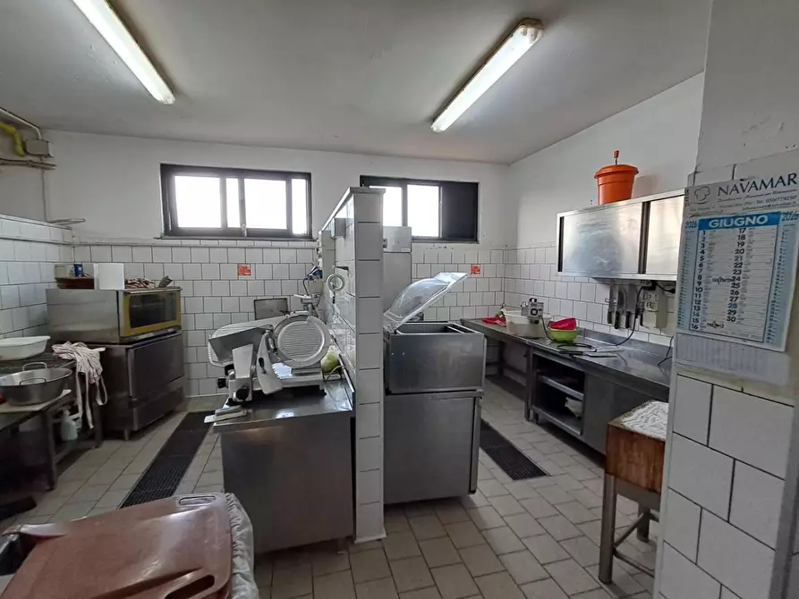 Immagine 47 di Bar / Ristorante in vendita  a Pisa