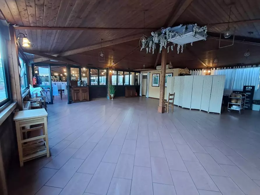 Immagine 43 di Bar / Ristorante in vendita  a Pisa
