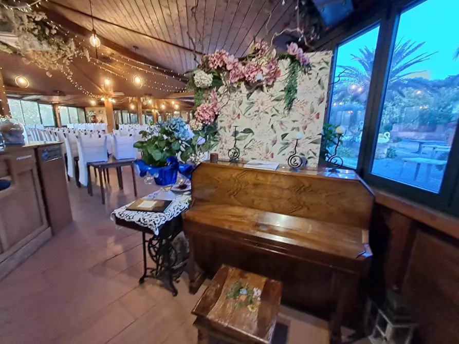 Immagine 40 di Bar / Ristorante in vendita  a Pisa