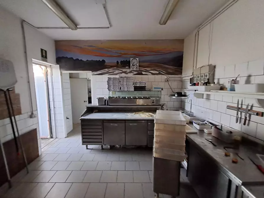 Immagine 45 di Bar / Ristorante in vendita  a Pisa
