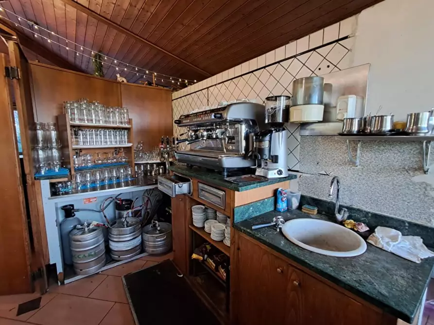 Immagine 41 di Bar / Ristorante in vendita  a Pisa