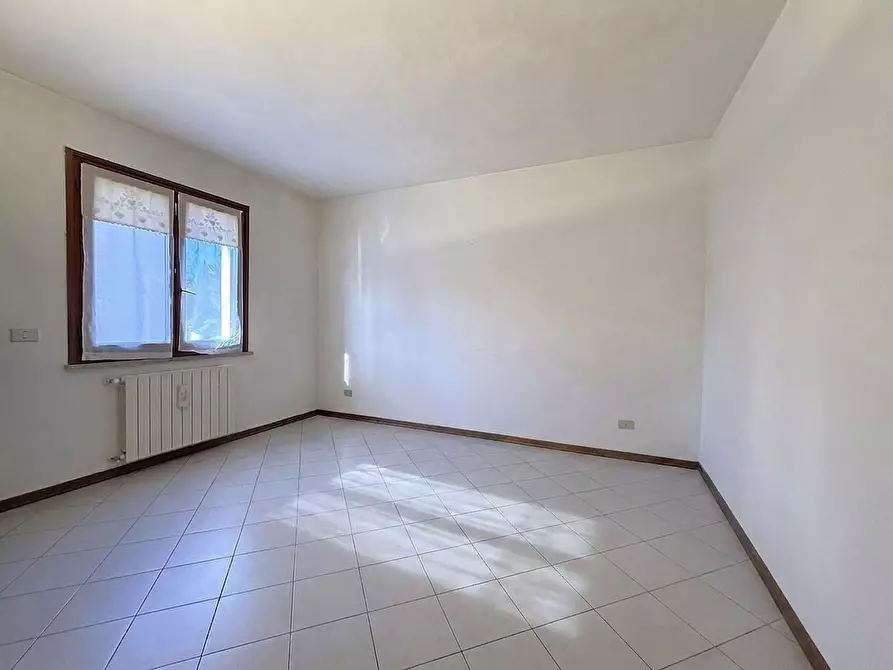 Immagine 23 di Appartamento in vendita  a Santa Maria A Monte