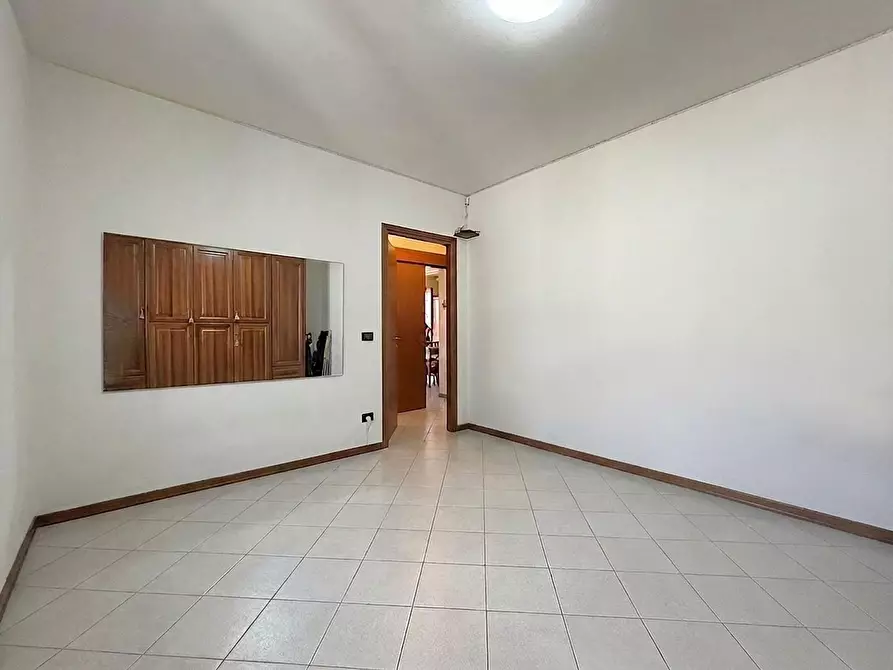 Immagine 26 di Appartamento in vendita  a Santa Maria A Monte