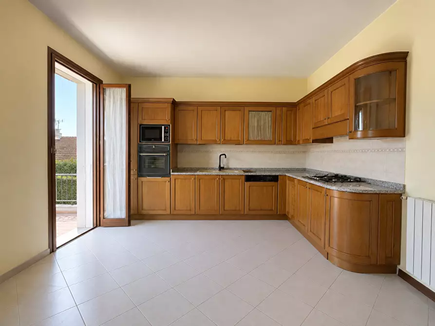 Immagine 11 di Appartamento in vendita  a Santa Maria A Monte
