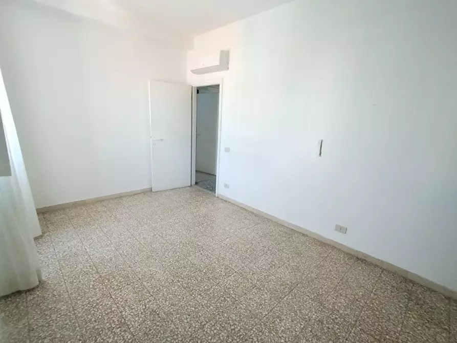 Immagine 21 di Appartamento in vendita  a Livorno