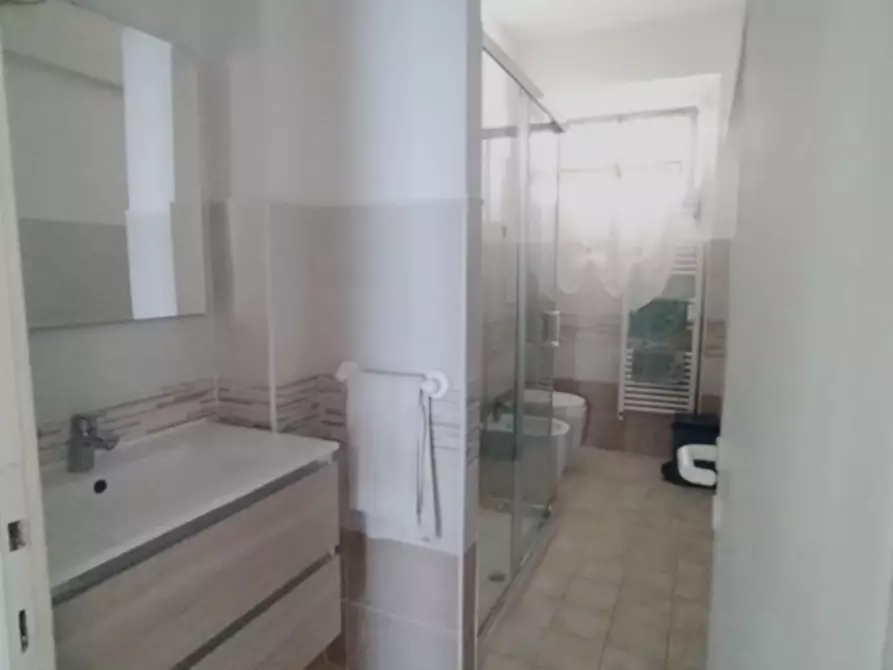 Immagine 22 di Appartamento in vendita  a Livorno