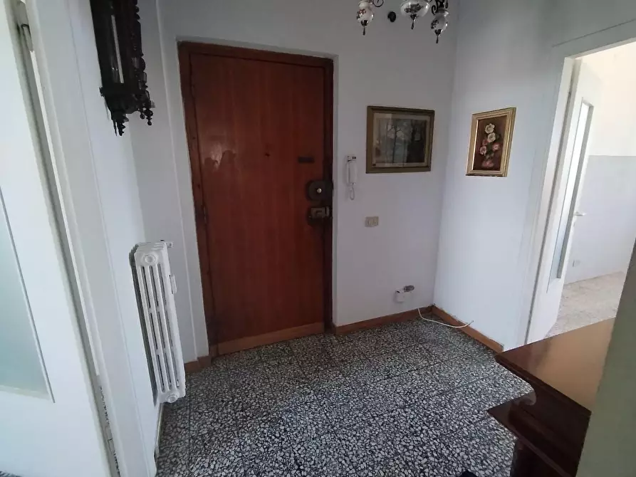 Immagine 14 di Appartamento in vendita  a Livorno