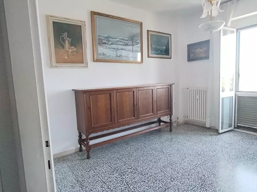 Immagine 5 di Appartamento in vendita  a Livorno