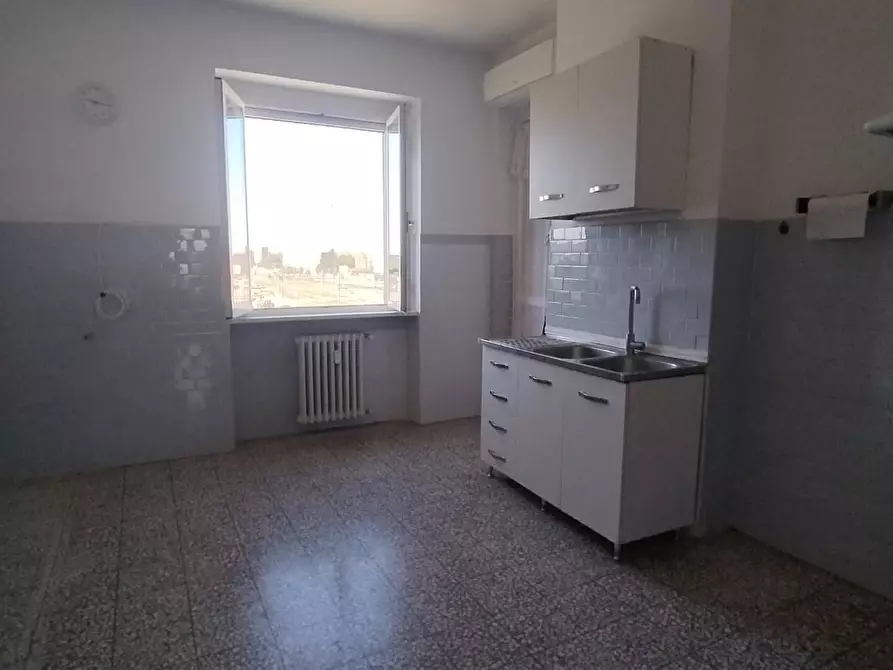 Immagine 6 di Appartamento in vendita  a Livorno