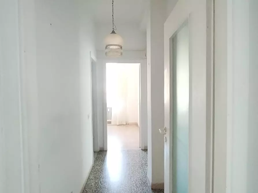 Immagine 11 di Appartamento in vendita  a Livorno