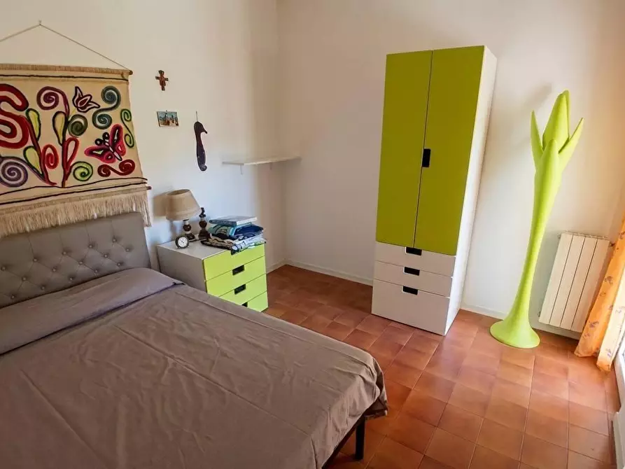 Immagine 6 di Villetta a schiera in vendita  a Massa