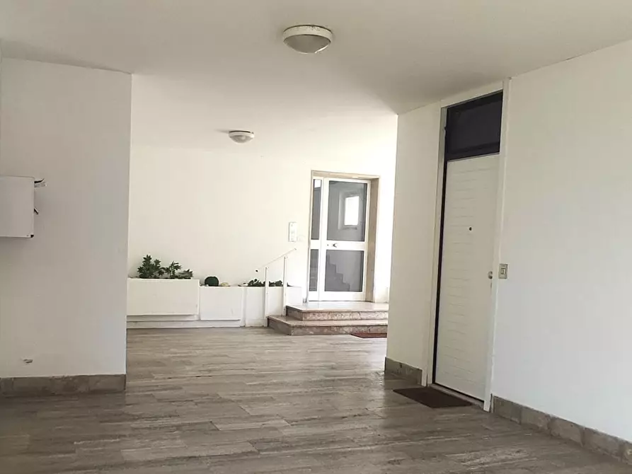 Immagine 19 di Appartamento in vendita  a Massa