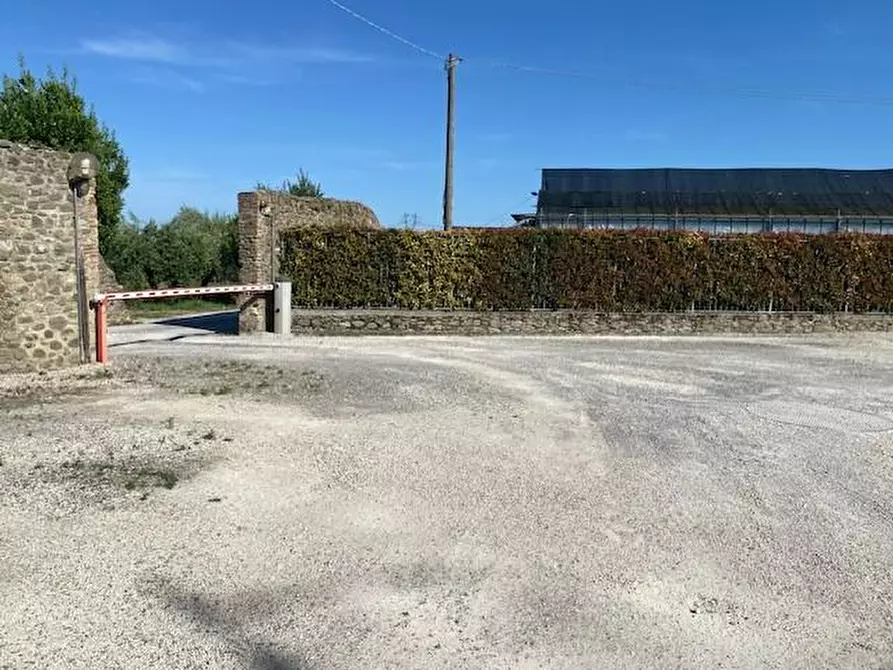 Immagine 22 di Appartamento in vendita  a Pescia