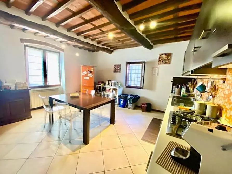 Immagine 3 di Appartamento in vendita  a Pescia