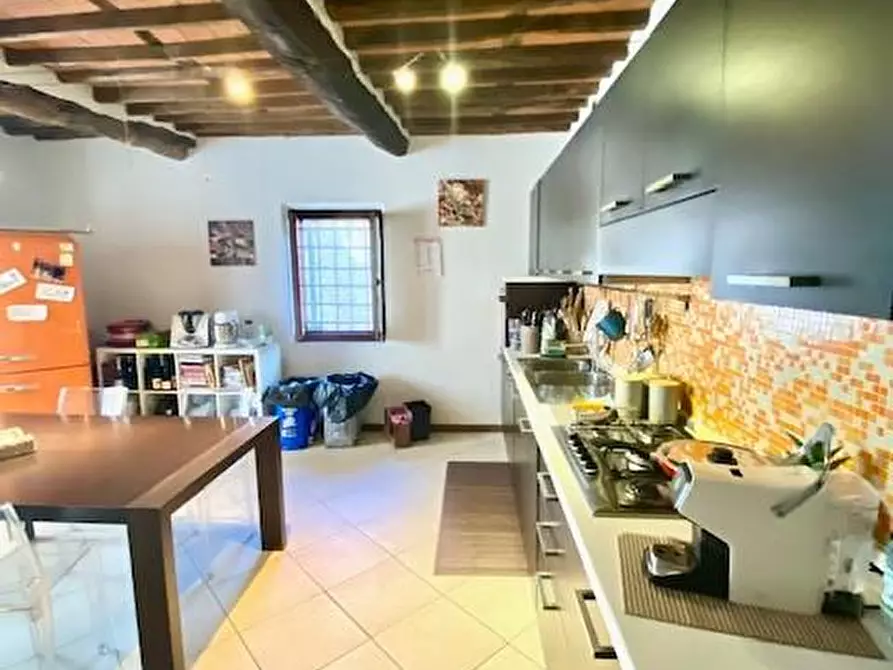 Immagine 6 di Appartamento in vendita  a Pescia
