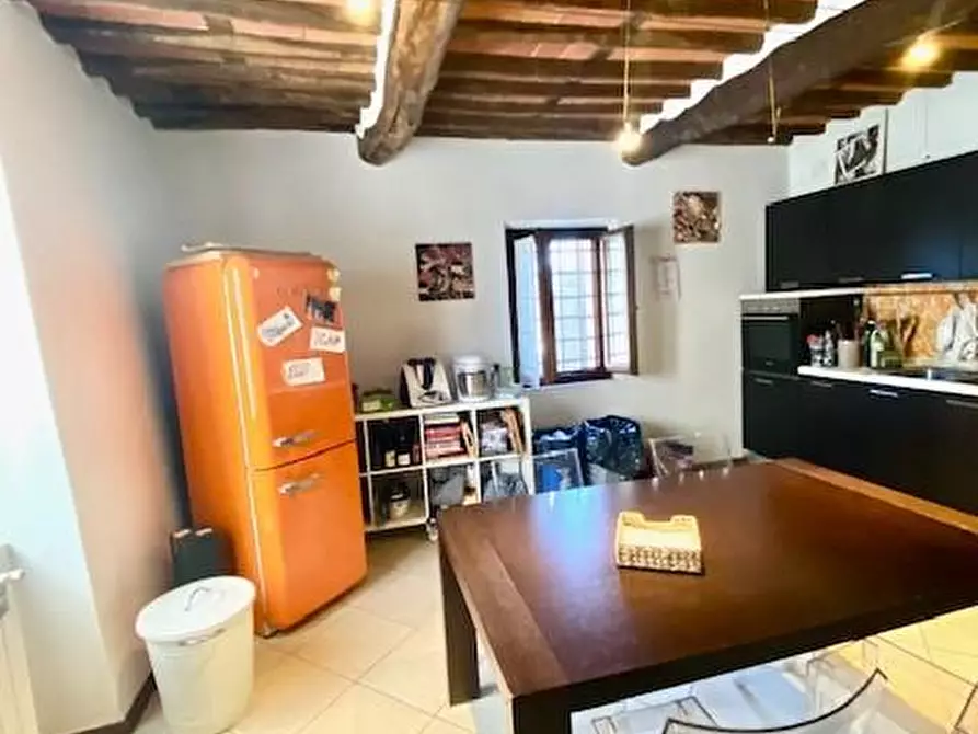 Immagine 9 di Appartamento in vendita  a Pescia