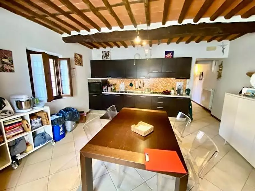 Immagine 7 di Appartamento in vendita  a Pescia
