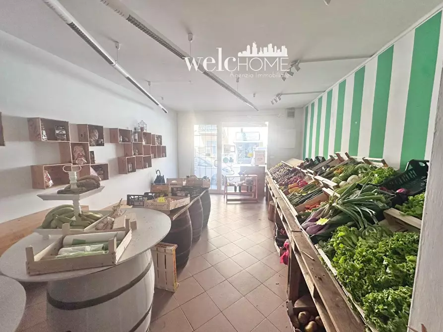 Immagine 9 di Attività commerciale in vendita  a Poggio A Caiano
