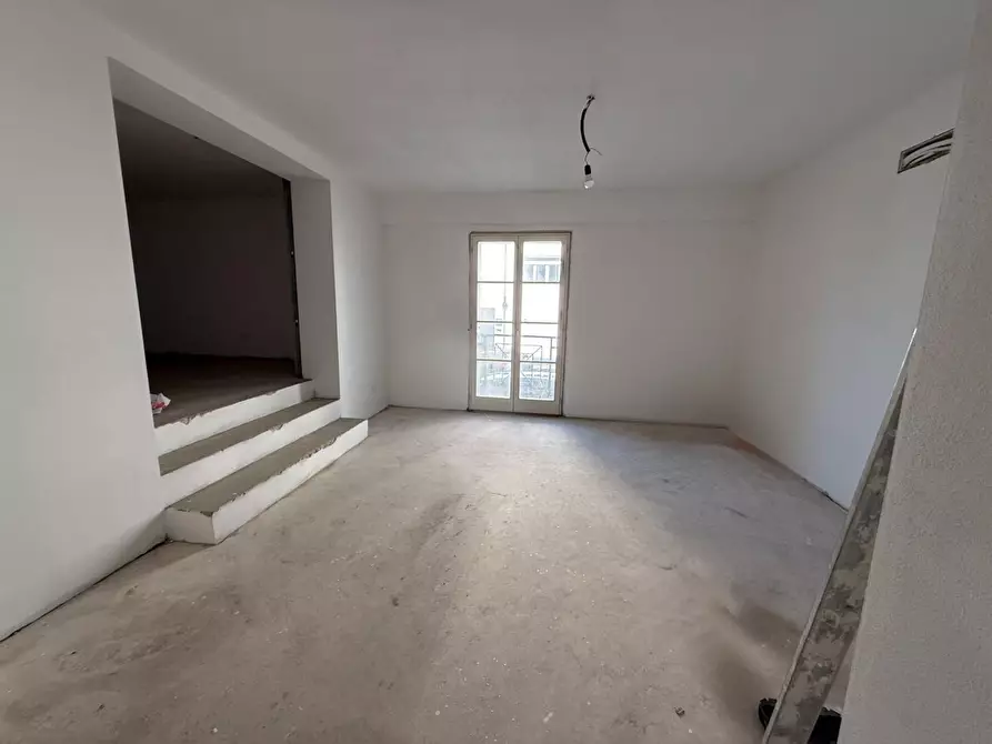 Immagine 11 di Appartamento in vendita  a Pontedera