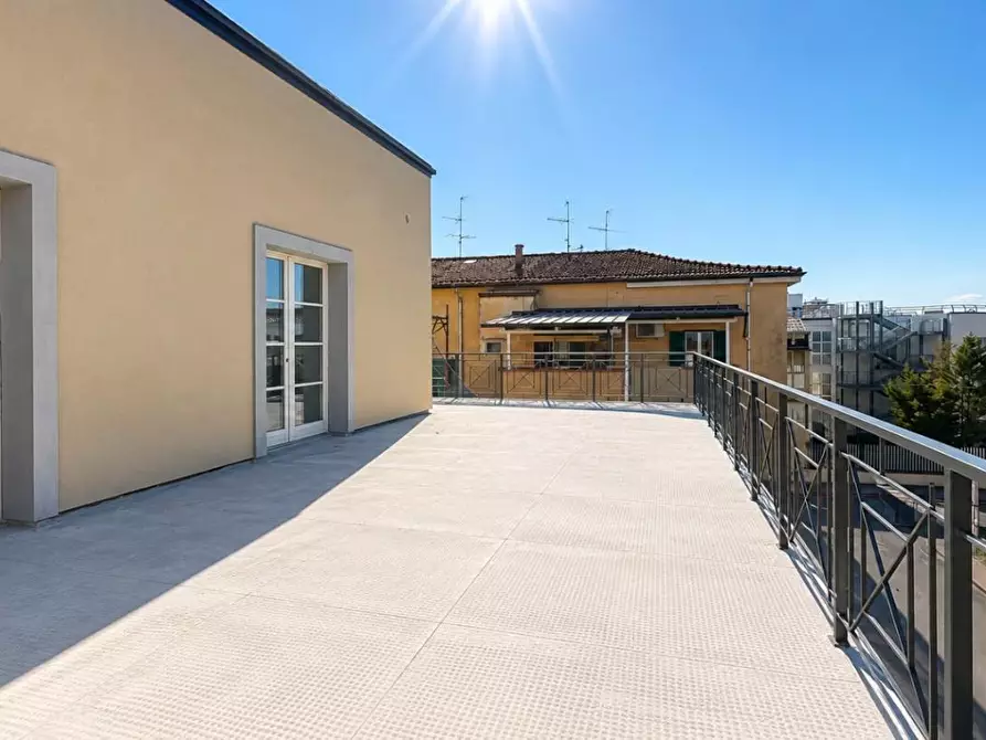 Immagine 13 di Mansarda in vendita  a Pontedera