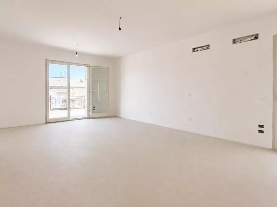Immagine 6 di Mansarda in vendita  a Pontedera