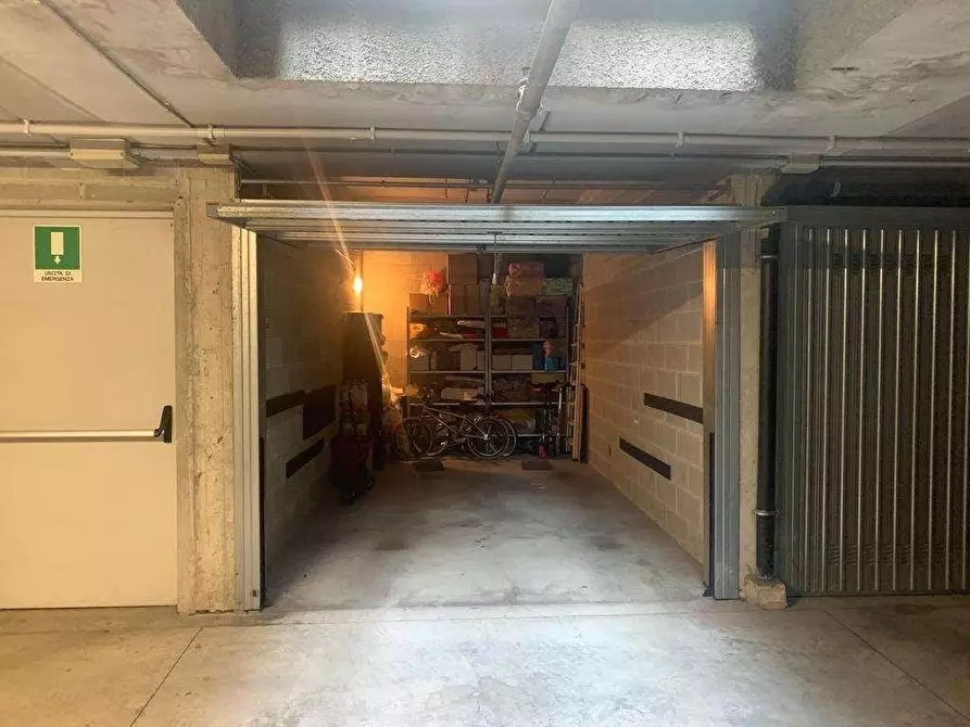 Immagine 9 di Appartamento in vendita  a Seregno