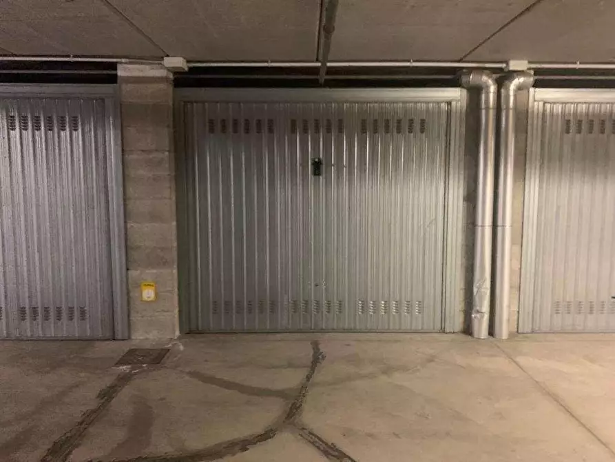 Immagine 12 di Appartamento in vendita  a Seregno