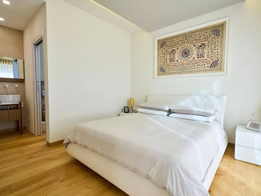 Immagine 27 di Villa in vendita  a Fucecchio