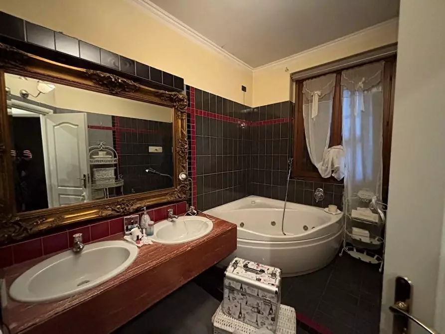 Immagine 9 di Casa bifamiliare in vendita  a Agrate Brianza