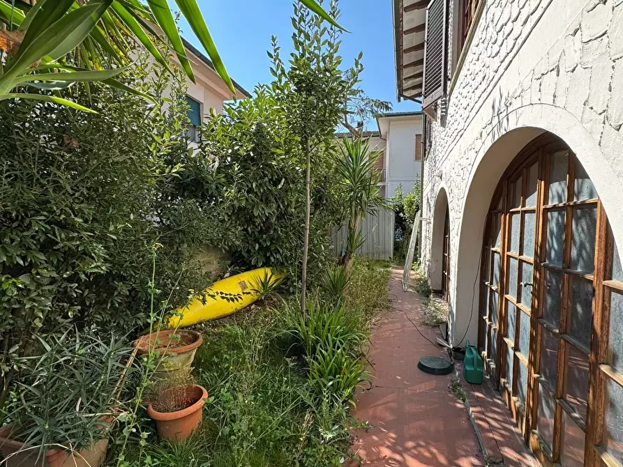 Immagine 67 di Casa indipendente in vendita  a Calcinaia