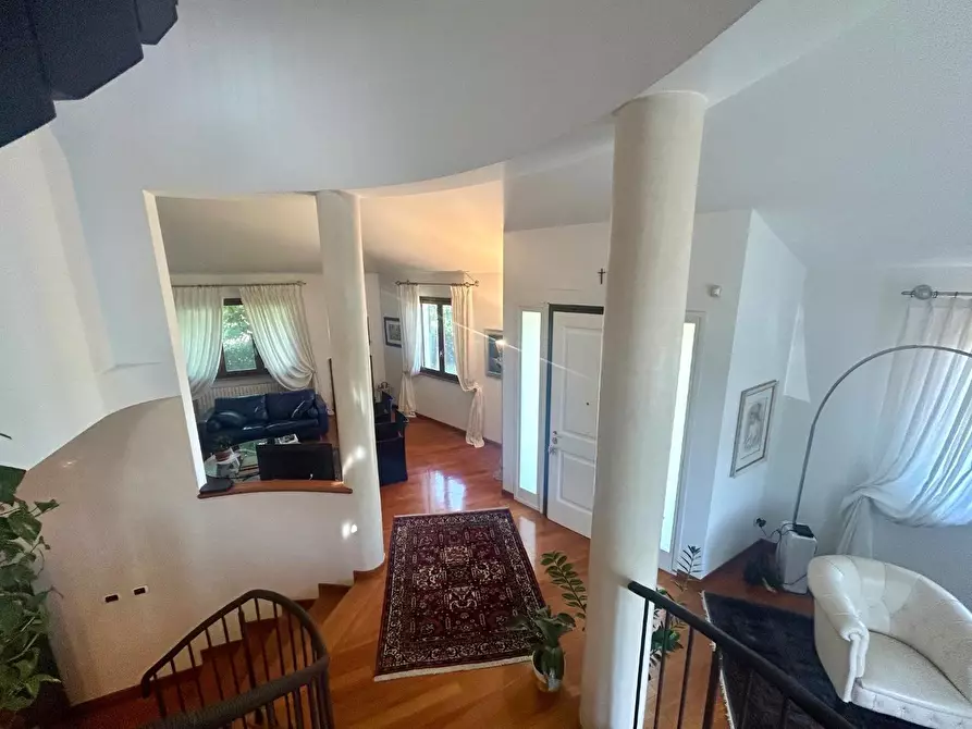 Immagine 9 di Villa in vendita  a Cerreto Guidi