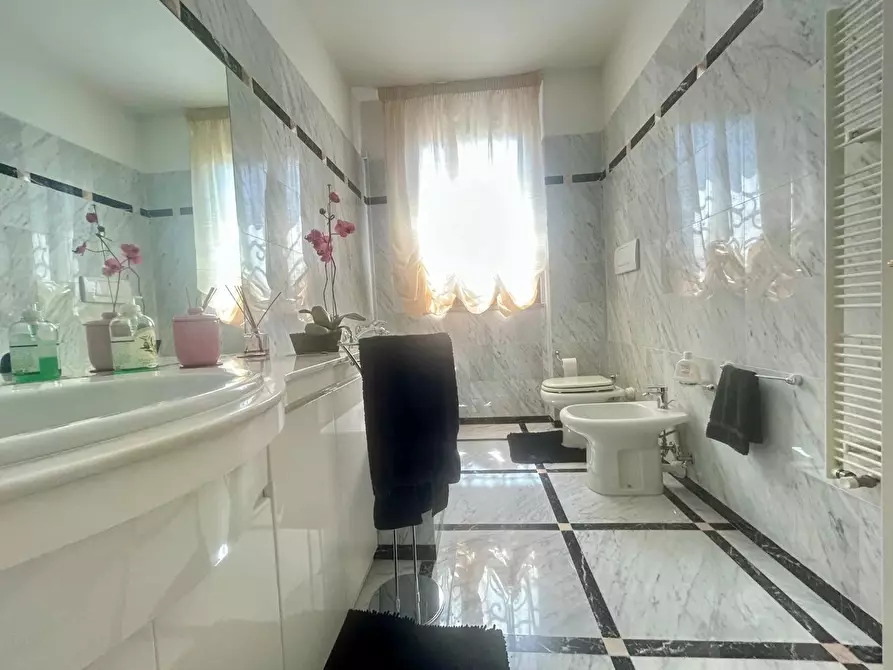 Immagine 16 di Villa in vendita  a Cerreto Guidi