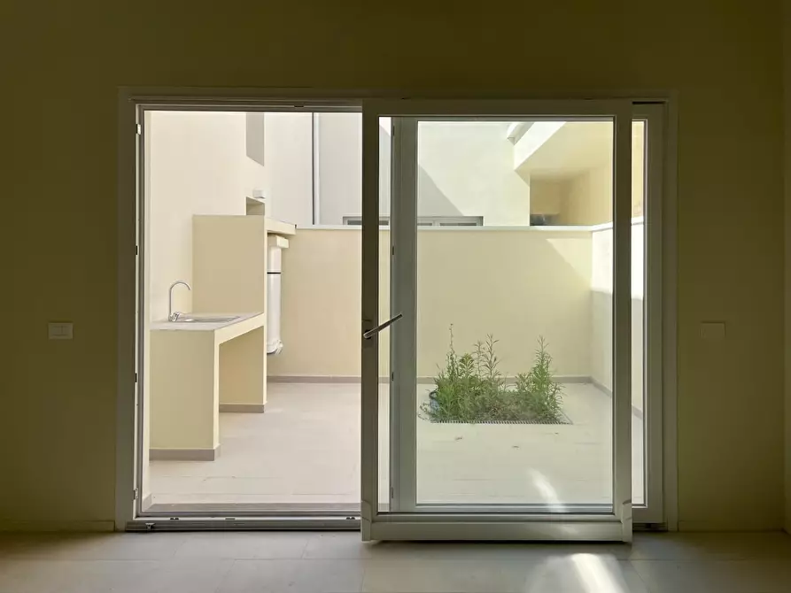 Immagine 13 di Loft/Open space in vendita  a Pontedera