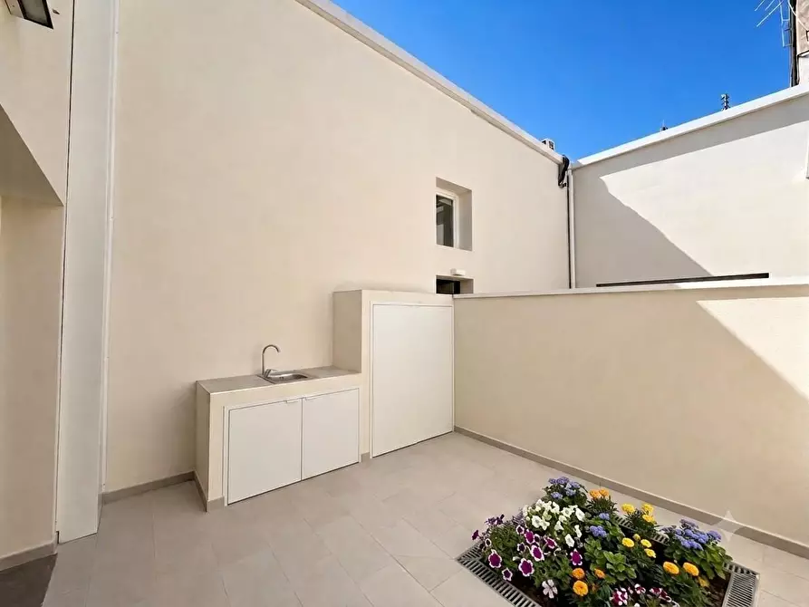 Immagine 15 di Loft/Open space in vendita  a Pontedera