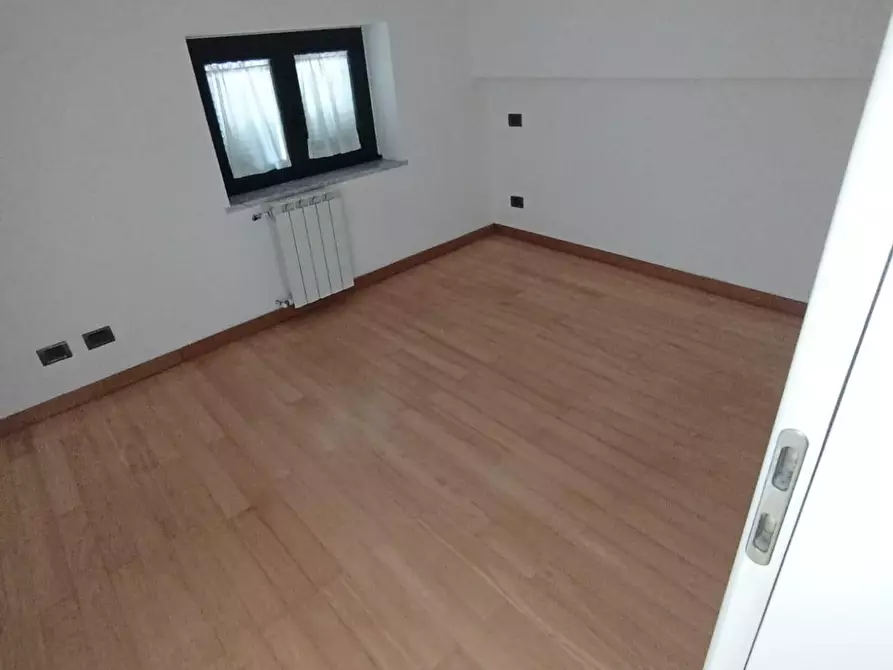 Immagine 21 di Porzione di casa in vendita  a Carrara