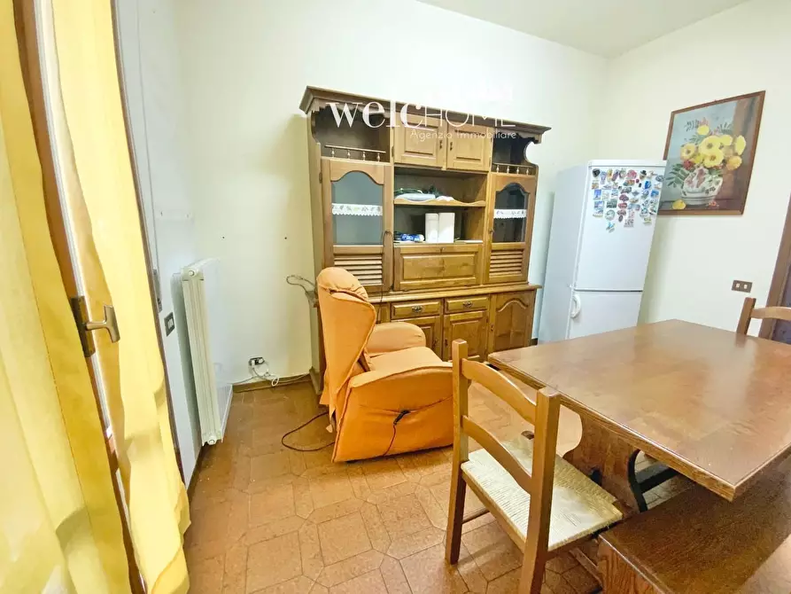 Immagine 7 di Appartamento in vendita  a Prato