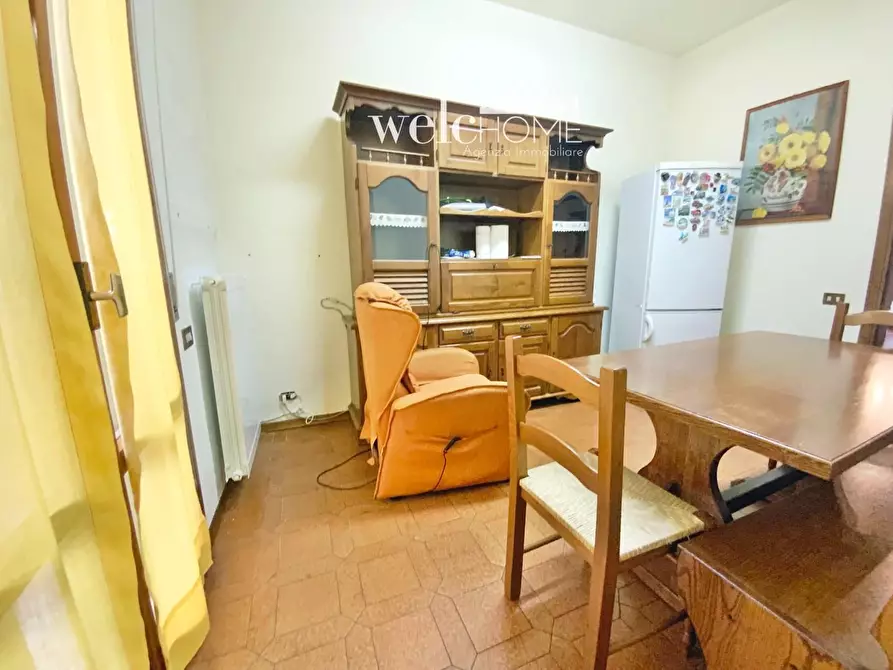 Immagine 22 di Appartamento in vendita  a Prato